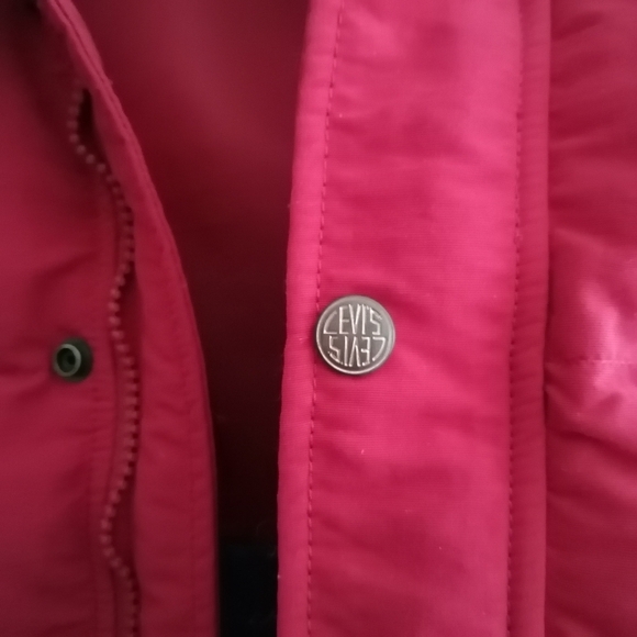 Levi's Men's Goose Down Fill Red Puffer Vest With Corduroy Trim Small - Picture 9 of 15